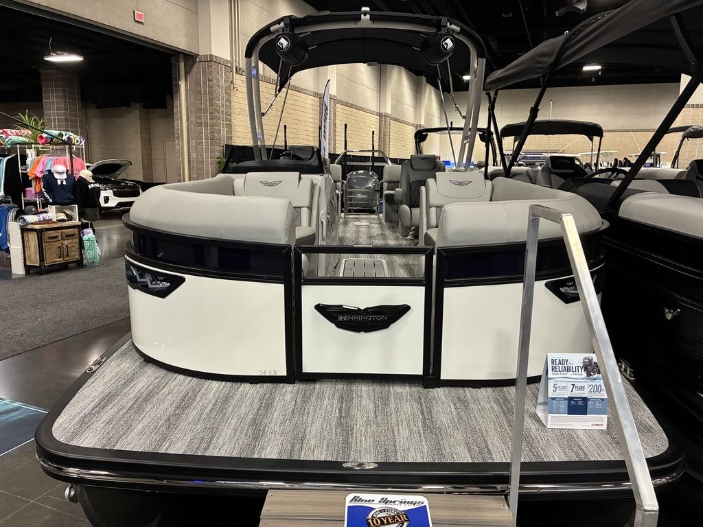 2026 Bennington LX Sport Quad Bench 24 LXSFBA - Sold Boat