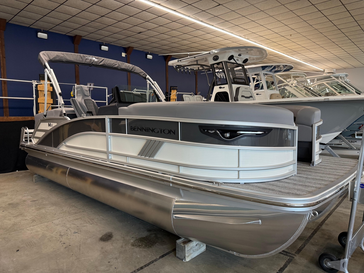 2025 Bennington M Line - Sold Boat