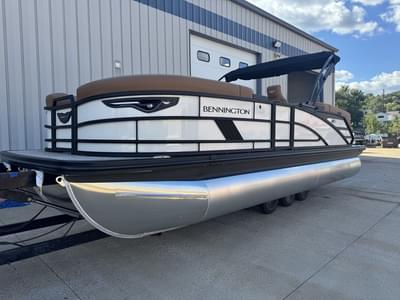 BOATZON | Bennington M Quad Bench 22 MFB 2026