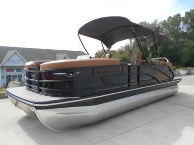 BOATZON | Bennington M Quad Bench 22 MFB 2027