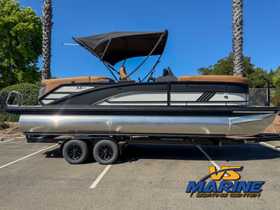 BOATZON | Bennington M Quad Bench 23 MFB 2026