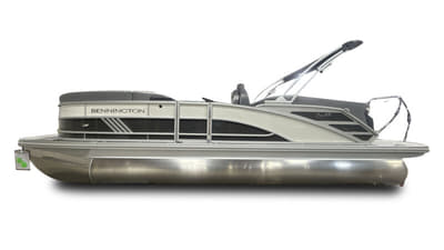 BOATZON | Bennington M Series 22 MFB  200 HP Yamaha 2025