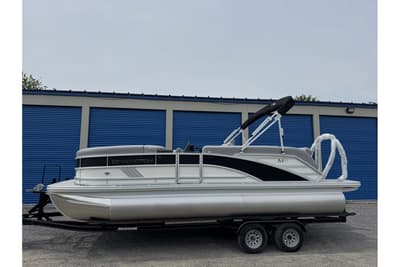 BOATZON | Bennington M Series 22 ML 2025