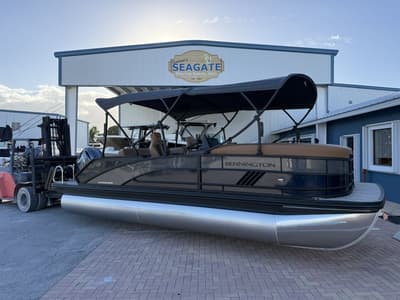 BOATZON | Bennington M Swingback 22 MSB 2026 BOATZON | Bennington M Swingback 22 MSB 2026