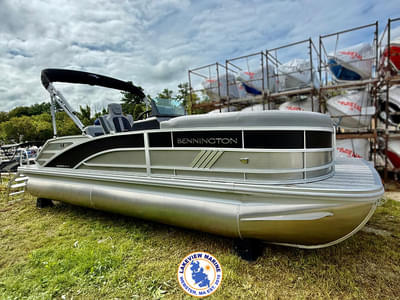 BOATZON | Bennington M Swingback 22 MSB 2026 BOATZON | Bennington M Swingback 22 MSB 2026
