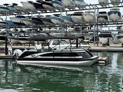 BOATZON | Bennington Q25 2022