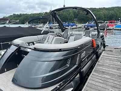 BOATZON | Bennington QX 23 Quad Bench 2022 BOATZON | Bennington QX 23 Quad Bench 2022
