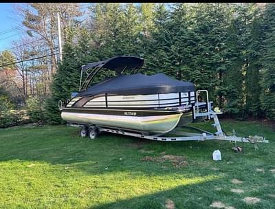 BOATZON | Bennington R 23 Club Floor 2021 BOATZON | Bennington R 23 Club Floor 2021
