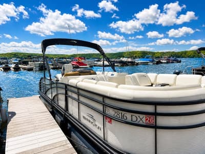 BOATZON | Bennington R23CL 2018