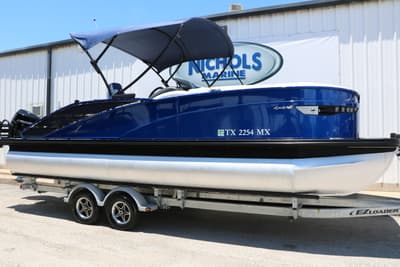 BOATZON | Bennington Rx 23 Swingback 2024