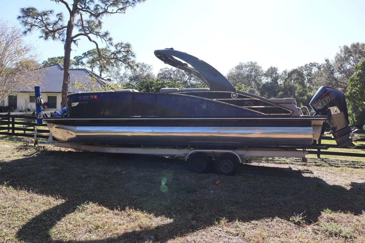 2021 Bennington RX25 Sport - Sold Boat