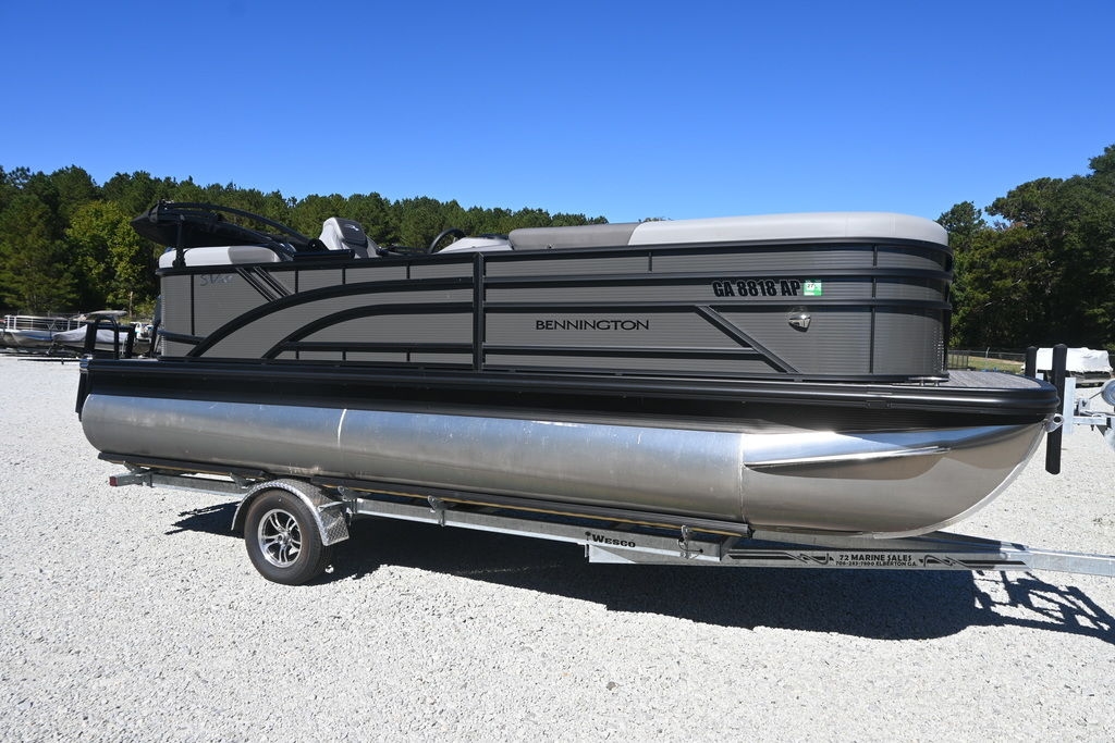 2025 Bennington S Quad Bench 20 SSR - Sold Boat