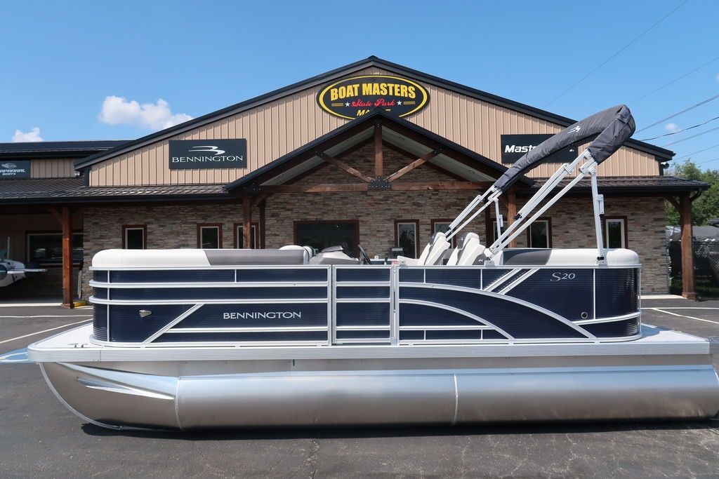 2026 Bennington S Quad Bench 20 SSR - Sold Boat