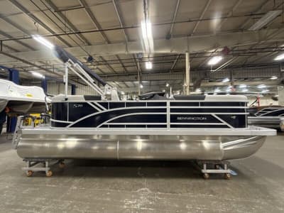 BOATZON | Bennington S Quad Bench 20 SSR 2026