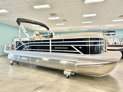 BOATZON | Bennington S Quad Bench 22 SSR 2026