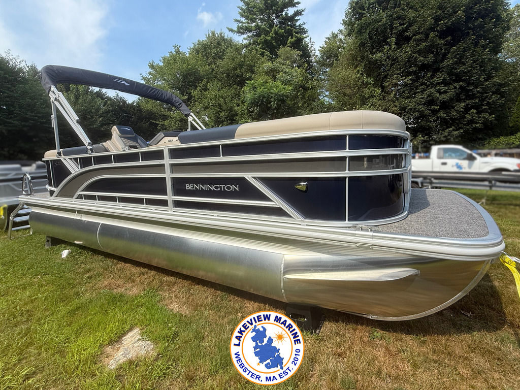 2026 Bennington S Quad Bench 22 SSR - Sold Boat