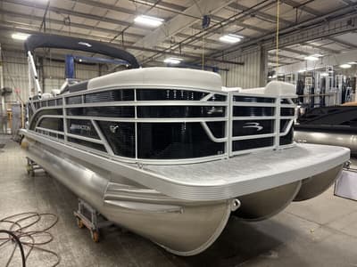 BOATZON | Bennington S Series 22 SSR  150 HP Suzuki 2026