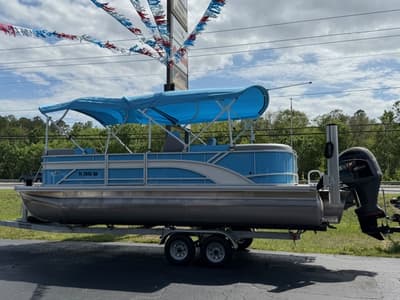 BOATZON | Bennington S Series 22 SSR Tritoon with Yamaha 175 VMAX 2025