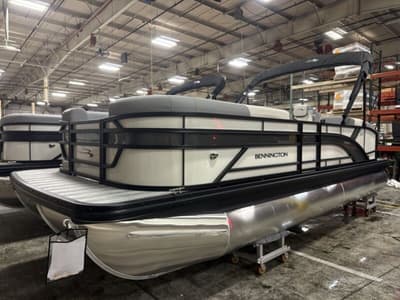 BOATZON | Bennington S Swingback 22 SSB 2026