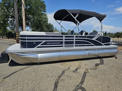 BOATZON | Bennington S Swingback 22 SSB 2026 BOATZON | Bennington S Swingback 22 SSB 2026