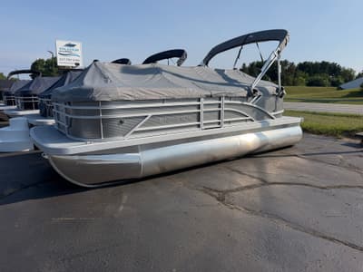 BOATZON | Bennington S1 20 SSR TWIN TUBE 2027 BOATZON | Bennington S1 20 SSR TWIN TUBE 2027