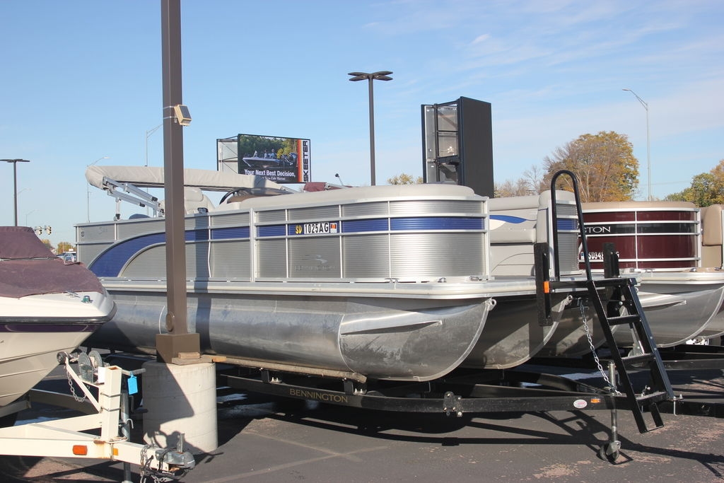 2023 Bennington S22 - Sold Boat