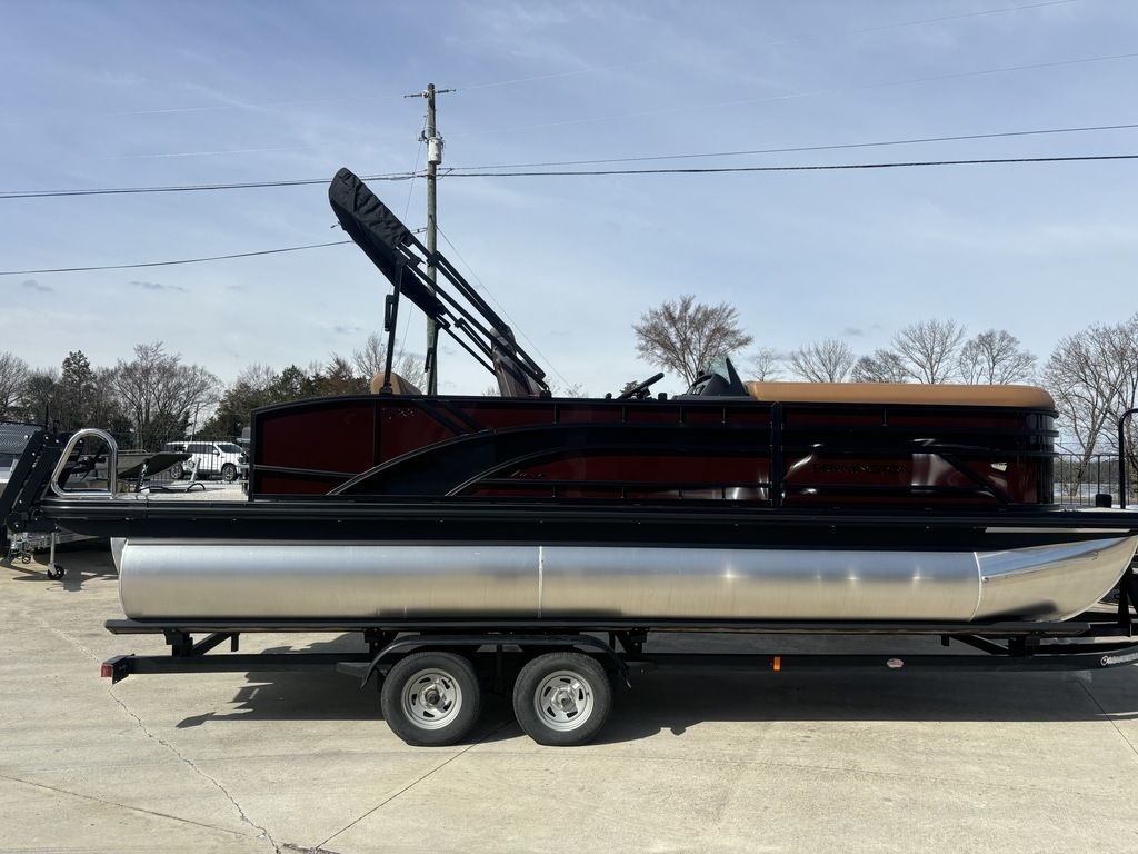 2026 Bennington S22 Luxe - Sold Boat