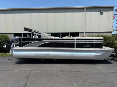 BOATZON | Bennington SSX 2019