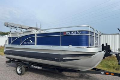 BOATZON | Bennington SV 16 LBench 2022