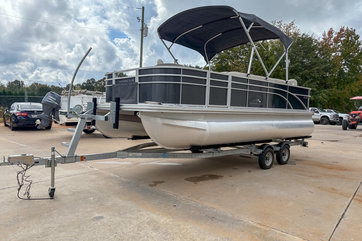 2018 Bennington SX 20 - Sold Boat
