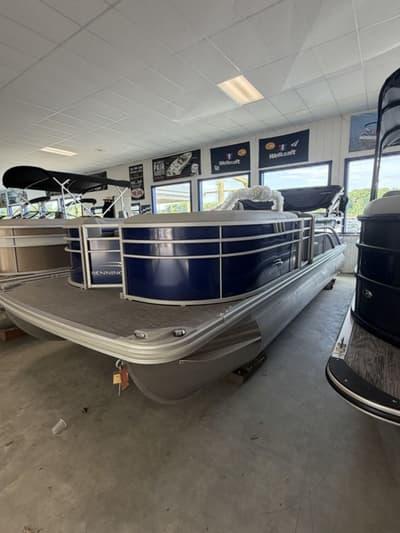 BOATZON | Bennington SX LBench 22 SXL 2026