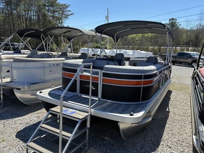 BOATZON | Bennington SX Swingback 22 SXSB 2025