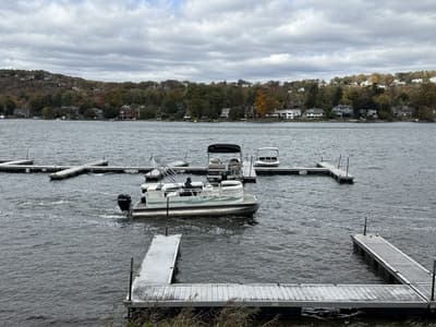 BOATZON | BENTLEY 220 CRS RE 2011