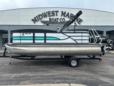 BOATZON | Bentley Pontoons 200 Fish CWT 2025