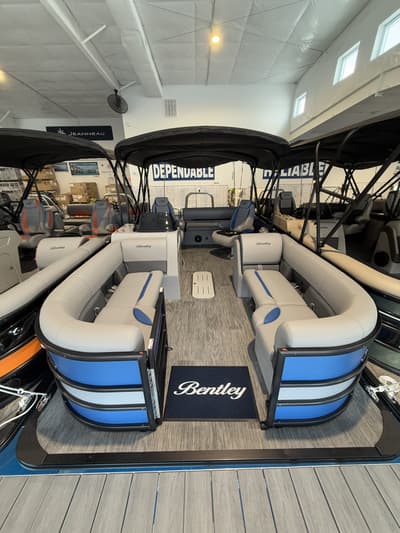 BOATZON | BENTLEY PONTOONS 2026