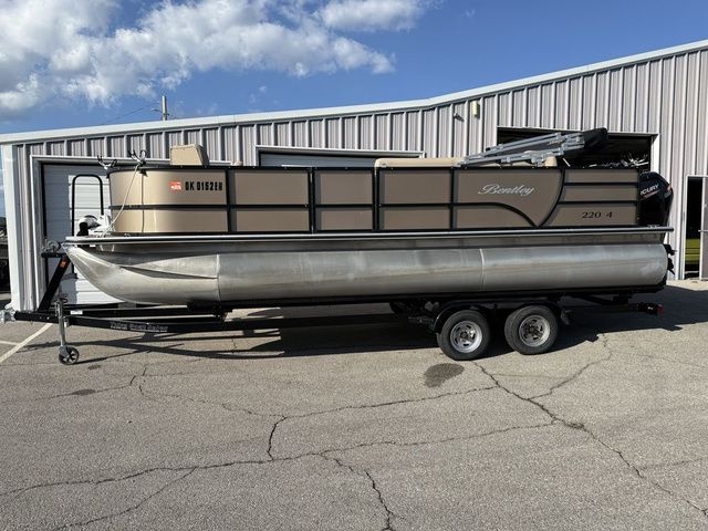 2020 Bentley Pontoons 220 Fish 4 Point - Sold Boat