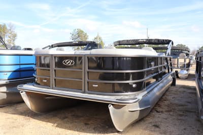 BOATZON | Bentley Pontoons 220 Legacy Swingback 2026
