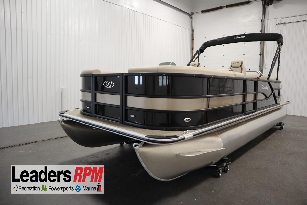 2026 Bentley Pontoons 220 navigator - Sold Boat