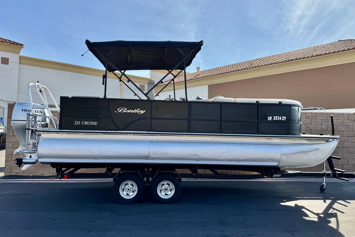 2020 Bentley Pontoons 223 Cruise - Sold Boat