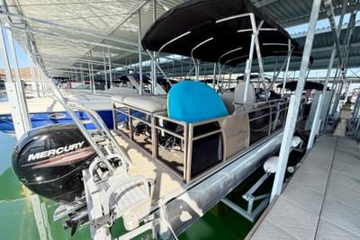 BOATZON | Bentley Pontoons 223 Elite Cruise 2017 BOATZON | Bentley Pontoons 223 Elite Cruise 2017