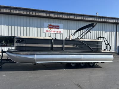 BOATZON | Bentley Pontoons 223 LEGACY NAVIGATOR SPT3 2027