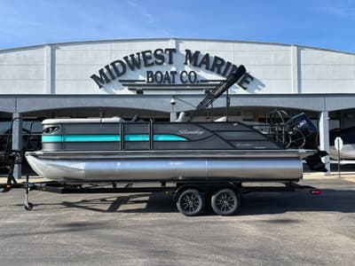 BOATZON | Bentley Pontoons 223 Legacy Swingback 2026