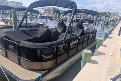BOATZON | Bentley Pontoons 240 Navigator 2022