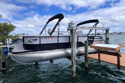 BOATZON | Bentley Pontoons 250 Elite Admiral 2023