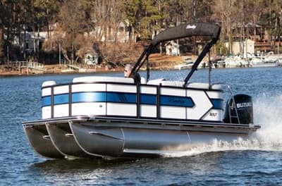 BOATZON | Bentley Pontoons Bolt 203 2026