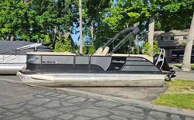 BOATZON | Bentley Pontoons Elite 220 Admiral 2022 BOATZON | Bentley Pontoons Elite 220 Admiral 2022