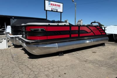 BOATZON | Bentley Pontoons Elite 223 Swingback 2026 BOATZON | Bentley Pontoons Elite 223 Swingback 2026
