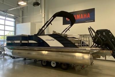 BOATZON | Bentley Pontoons Elite 223 Swingback 2026 BOATZON | Bentley Pontoons Elite 223 Swingback 2026