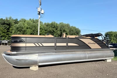 BOATZON | Bentley Pontoons Elite 223 Swingback Bench 2027