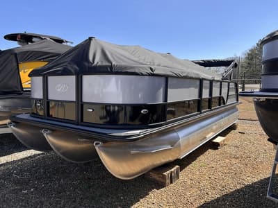 BOATZON | Bentley Pontoons Elite 223 Swingback Bench Full Tube 2024 BOATZON | Bentley Pontoons Elite 223 Swingback Bench Full Tube 2024